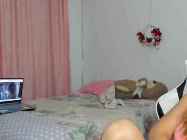 LaraCat1 webcam
