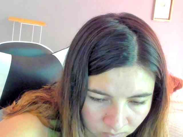 LaraCat1 webcam