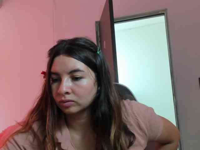 LaraCat1 webcam