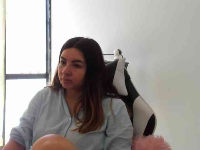 LaraCat1 webcam