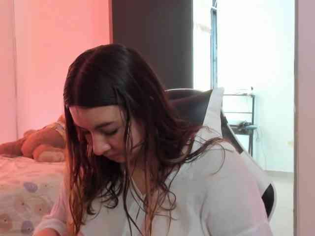 LaraCat1 webcam