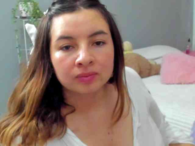 LaraCat1 webcam