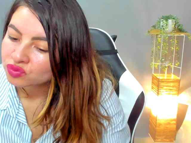 LaraCat1 webcam