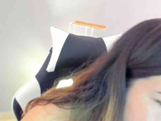 LaraCat1 webcam