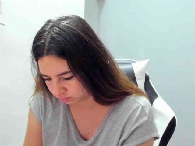 LaraCat1 webcam