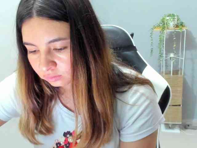 LaraCat1 webcam