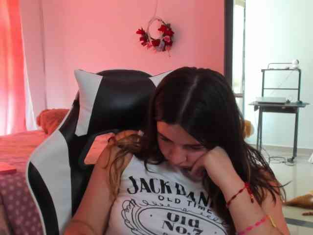 LaraCat1 Live Webcam on BongaCams