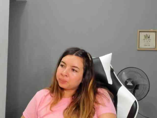 LaraCat1 webcam