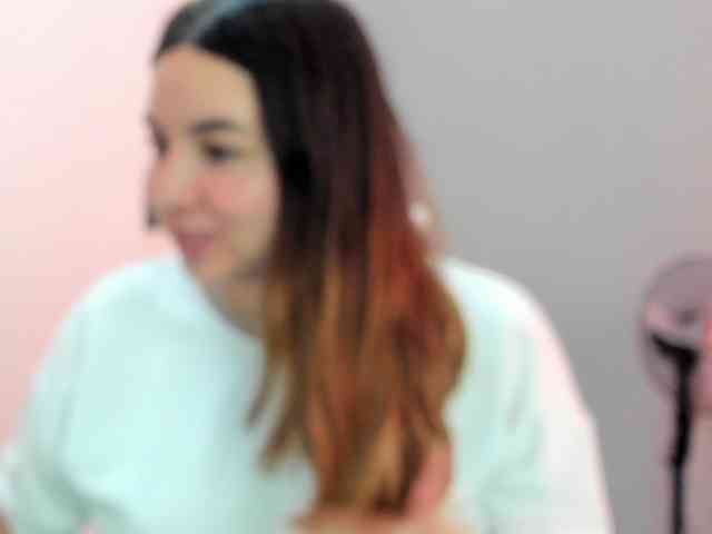 LaraCat1 webcam