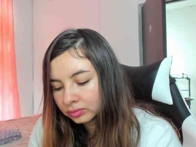 LaraCat1 webcam