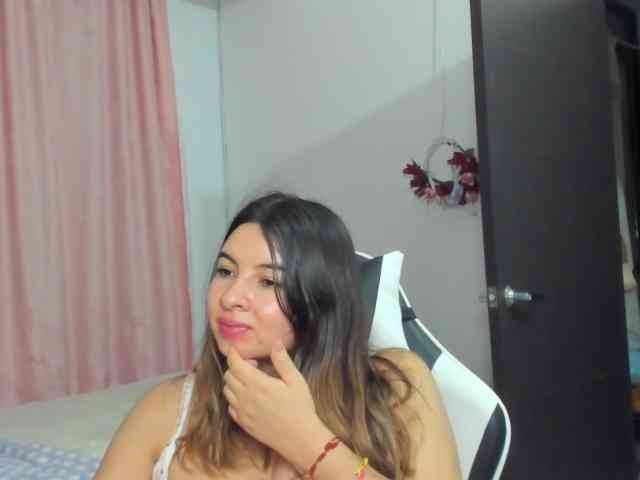 LaraCat1 webcam