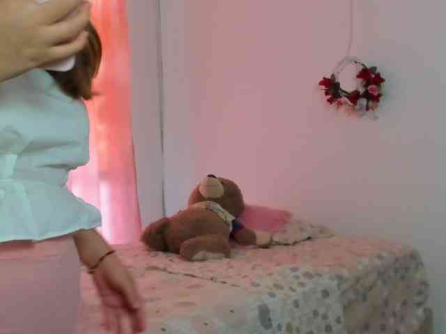 LaraCat1 webcam