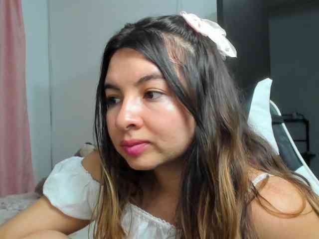 LaraCat1 webcam