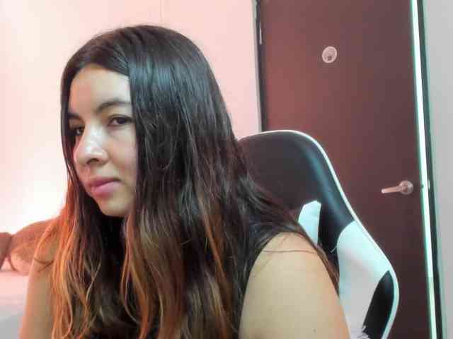 LaraCat1 webcam