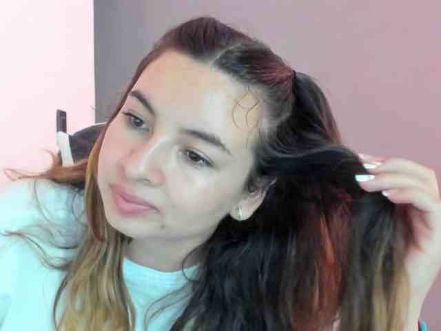 LaraCat1 webcam