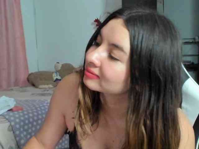 LaraCat1 webcam