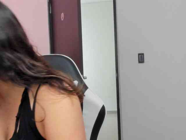 LaraCat1 webcam