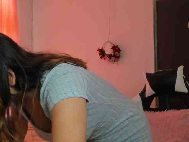 LaraCat1 webcam