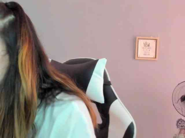 LaraCat1 webcam