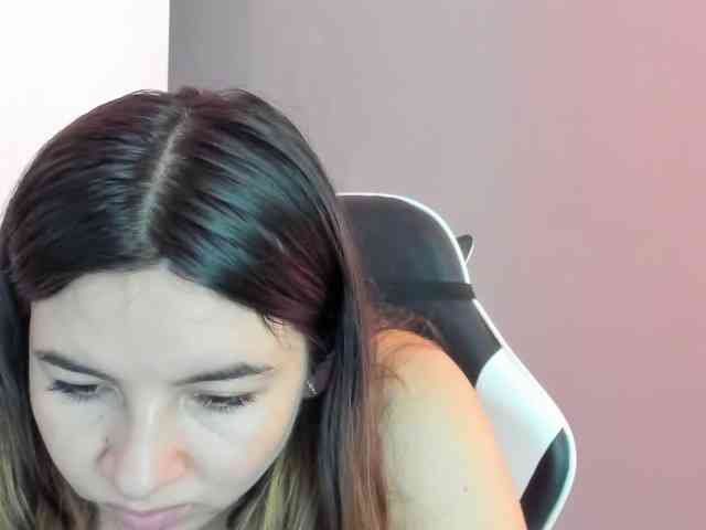LaraCat1 webcam