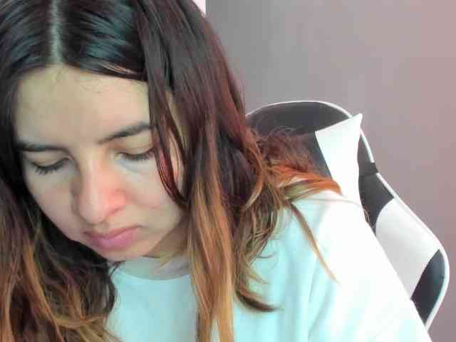 LaraCat1 webcam