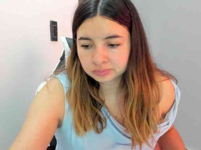 LaraCat1 webcam