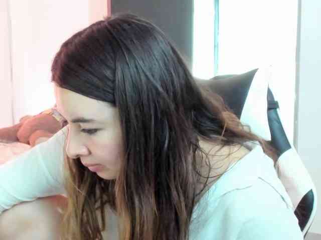 LaraCat1 webcam