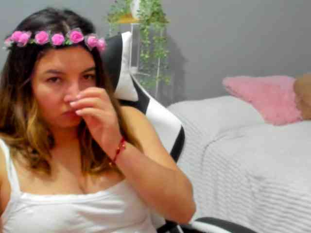 LaraCat1 webcam