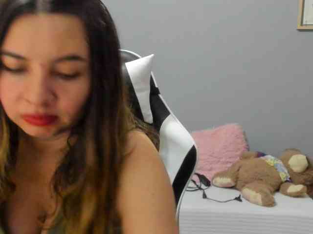 LaraCat1 webcam