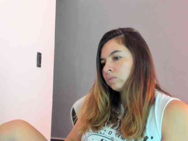 LaraCat1 webcam