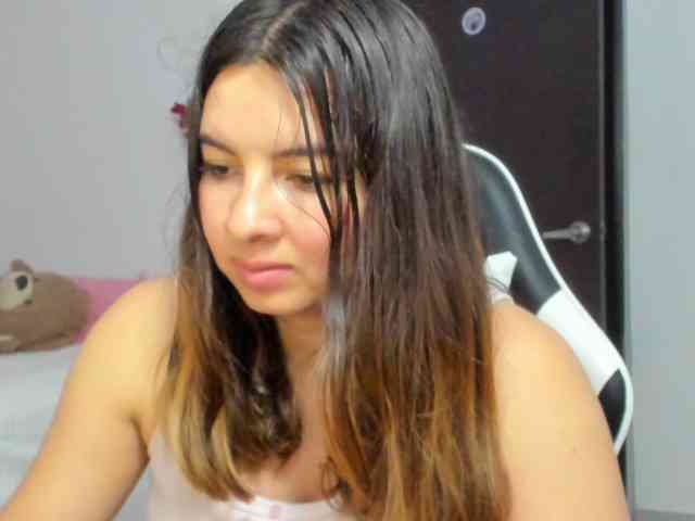 LaraCat1 webcam