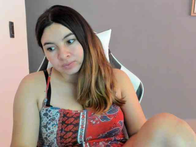 LaraCat1 webcam