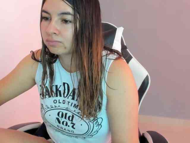LaraCat1 webcam