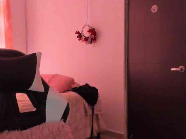 LaraCat1 webcam