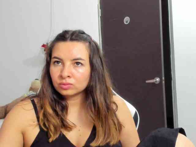 LaraCat1 webcam