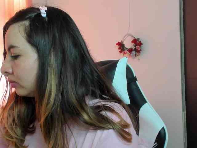 LaraCat1 webcam