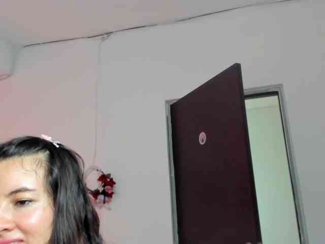 LaraCat1 webcam