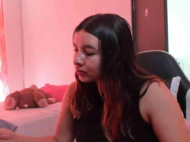 LaraCat1 webcam