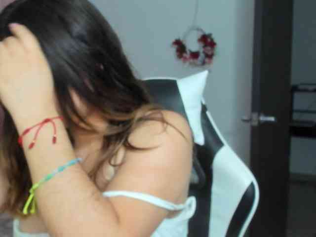 LaraCat1 webcam