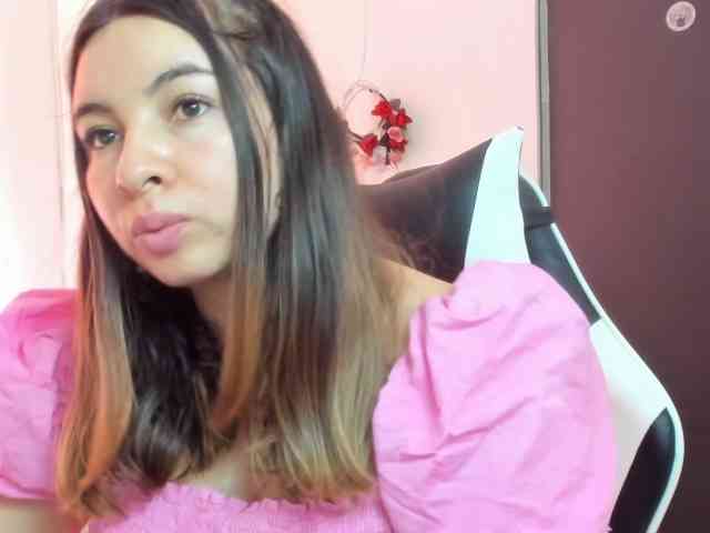 LaraCat1 webcam