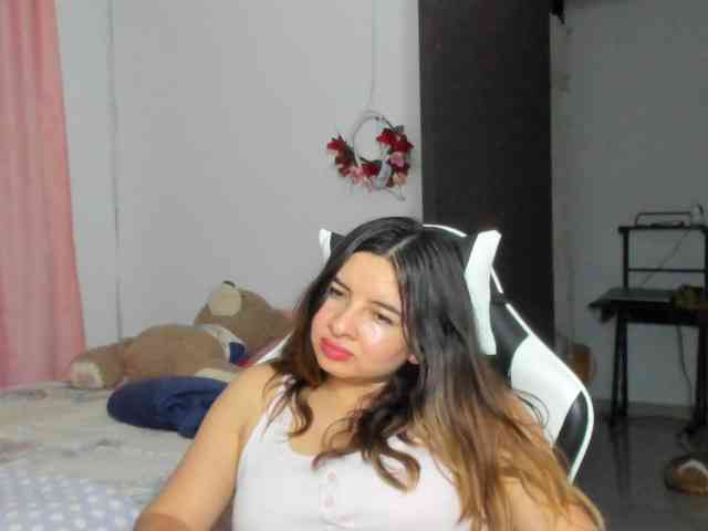 LaraCat1 webcam