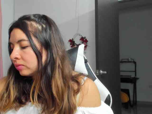 LaraCat1 webcam
