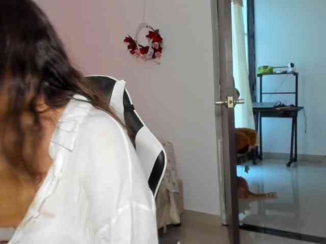 LaraCat1 webcam