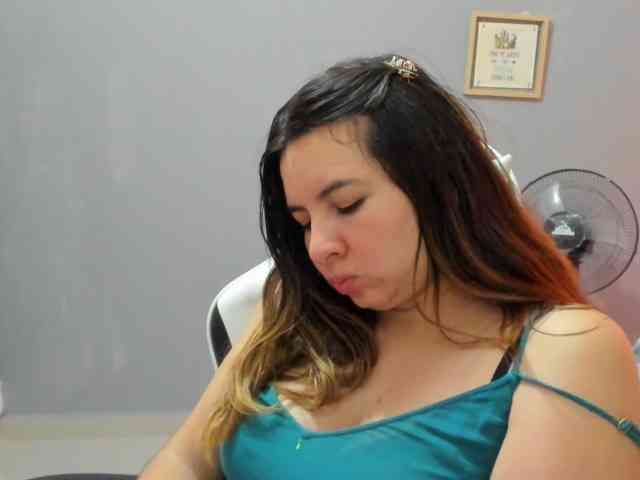 LaraCat1 webcam