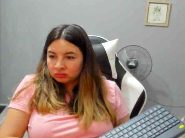 LaraCat1 webcam