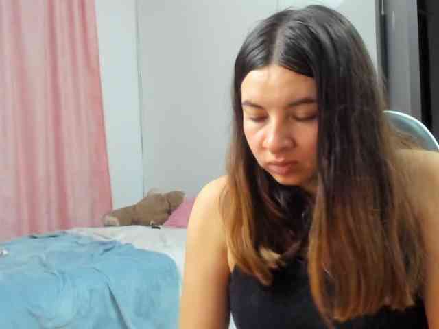 LaraCat1 webcam