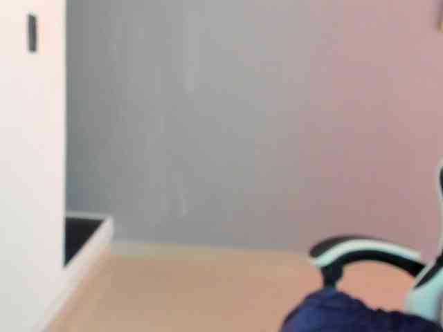 LaraCat1 webcam
