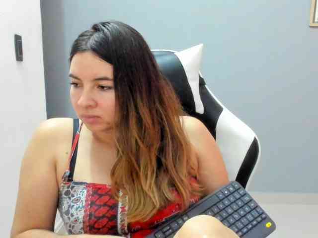 LaraCat1 webcam