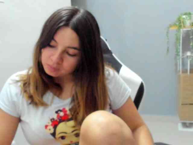 LaraCat1 webcam
