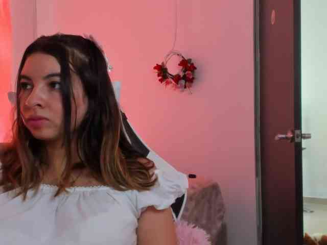 LaraCat1 webcam